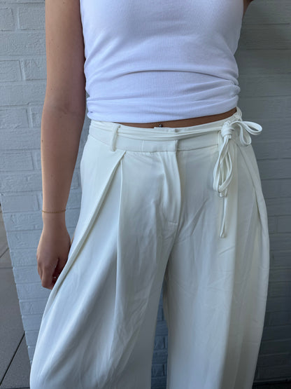 Hose white summer