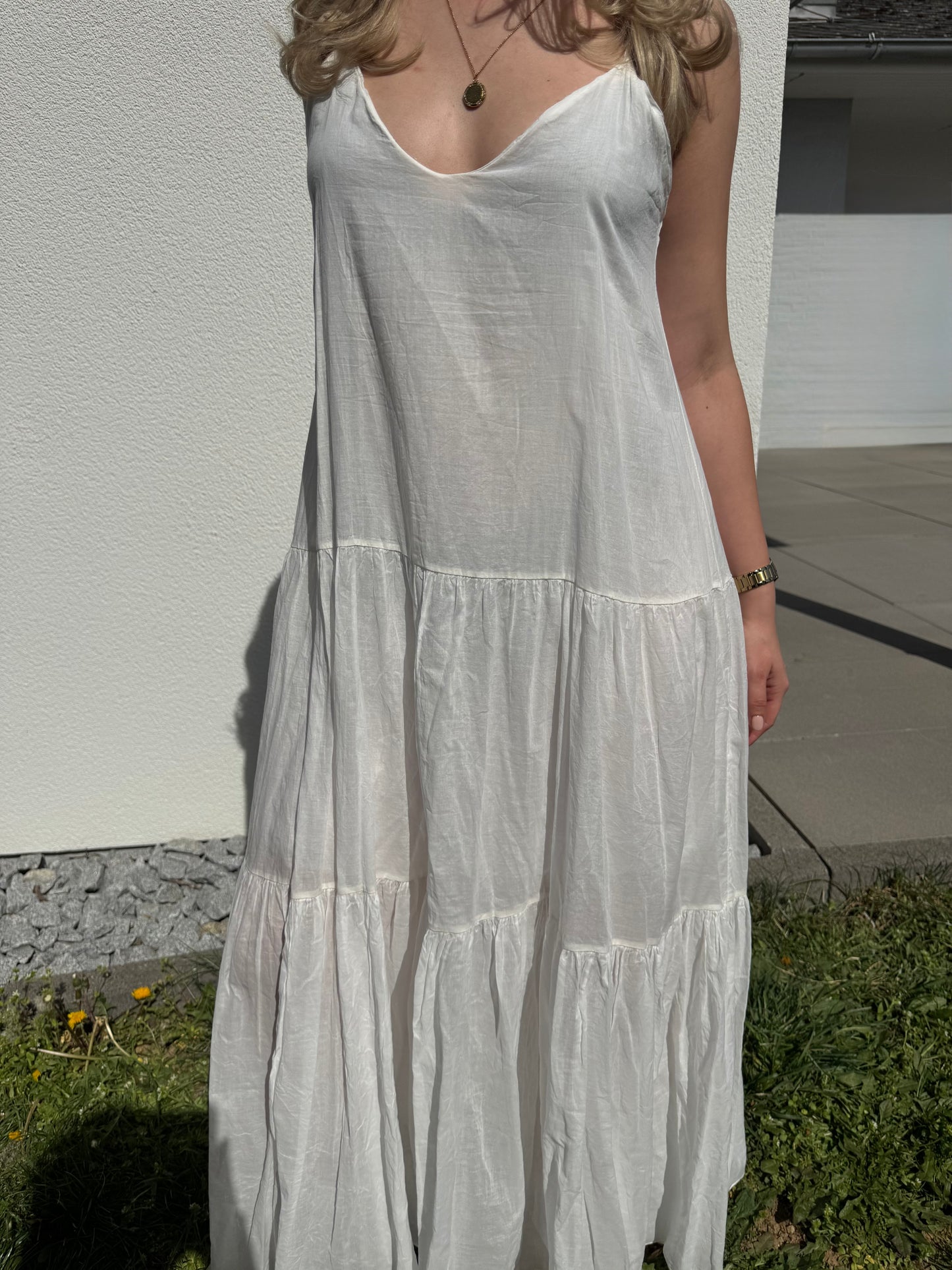 Weißes Baumwollkleid