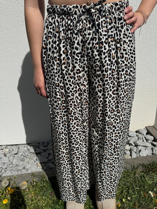 Lockere Hose Leoliebe