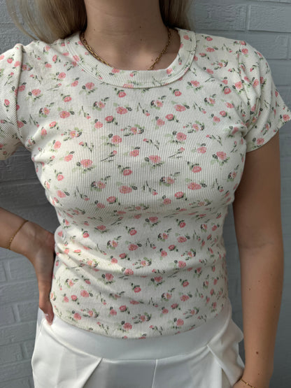 Geripptes Tshirt mit Blümchen