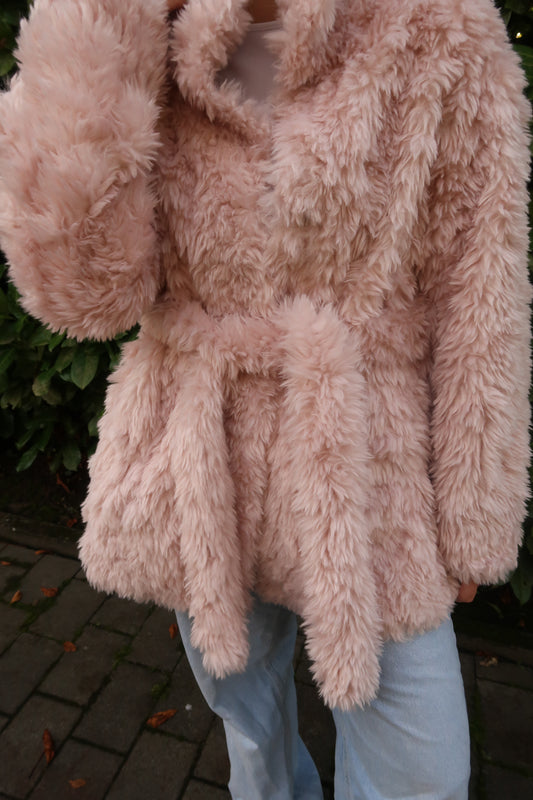 Flauschige Felljacke rosa